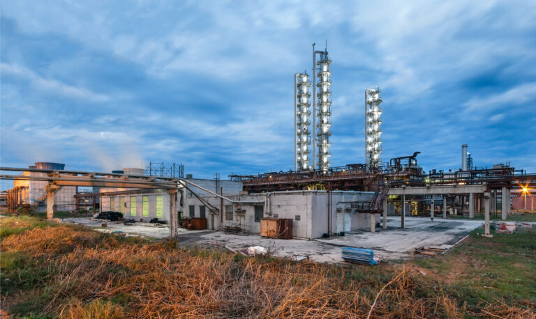 chemical plant 2024 10 16 04 00 12 utc